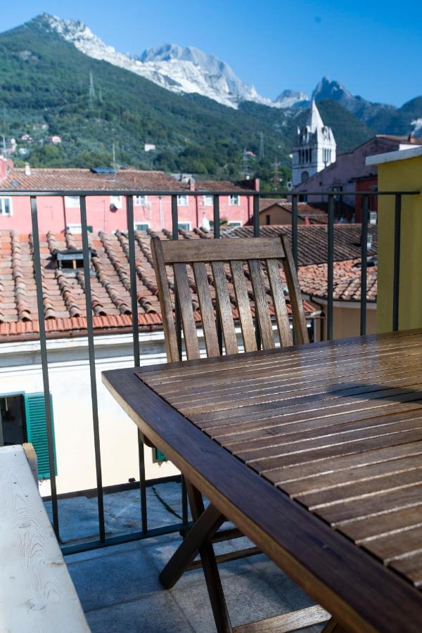 Carrara Bella Bed & Breakfast Bagian luar foto